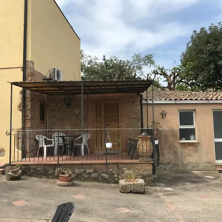 A Casa Di Peppino Greco Holiday home *